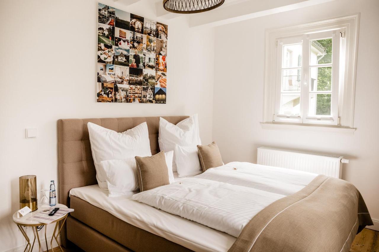 Hotel Gut Landscheid Burscheid Buitenkant foto