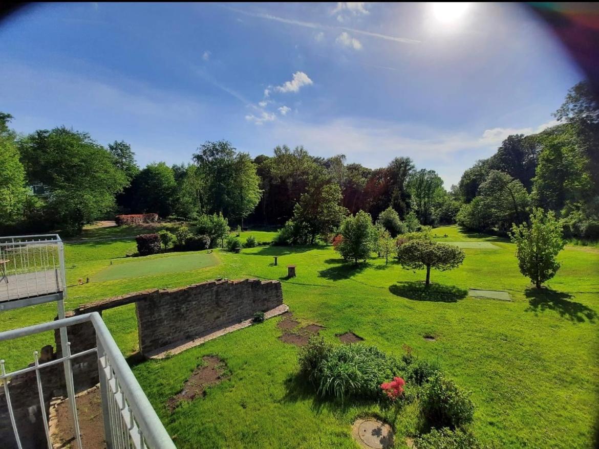 Hotel Gut Landscheid Burscheid Buitenkant foto