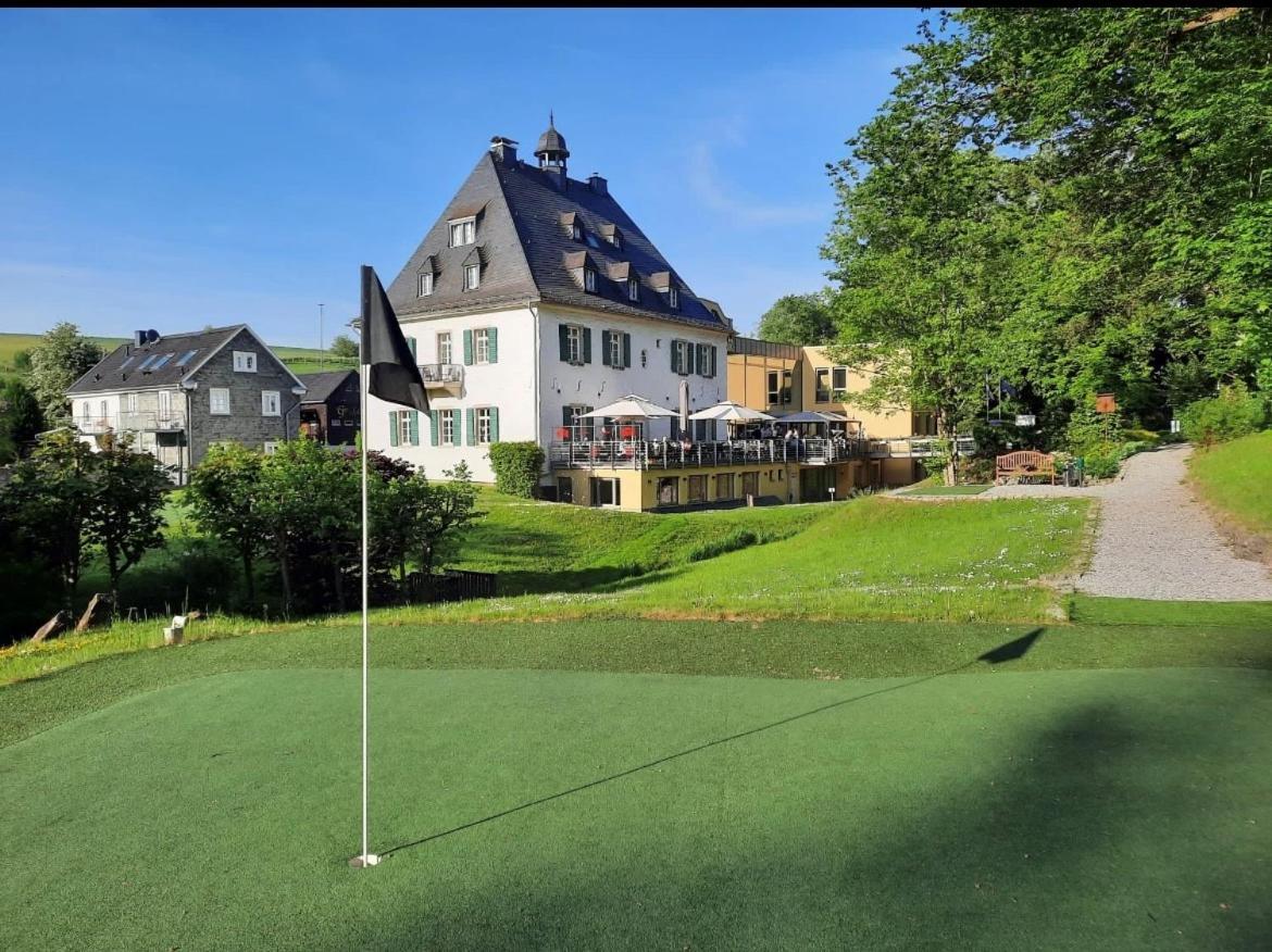 Hotel Gut Landscheid Burscheid Buitenkant foto