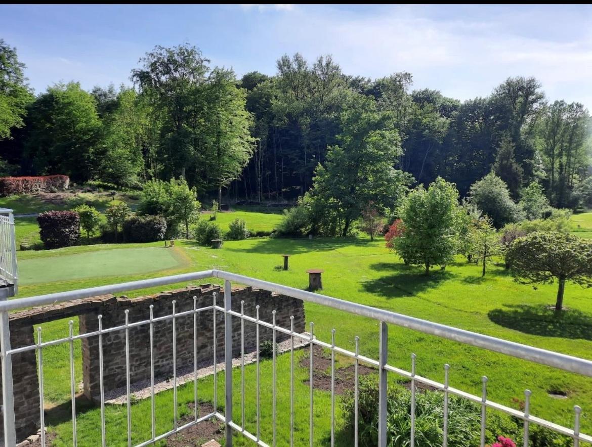 Hotel Gut Landscheid Burscheid Buitenkant foto