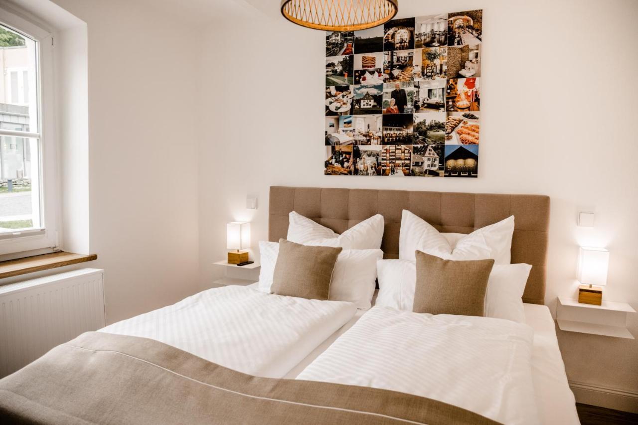 Hotel Gut Landscheid Burscheid Buitenkant foto