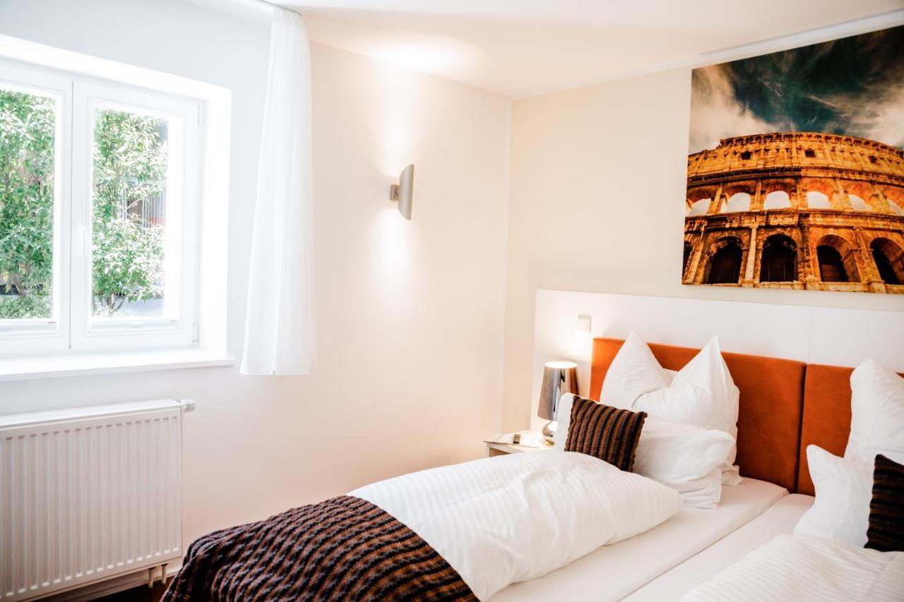 Hotel Gut Landscheid Burscheid Buitenkant foto