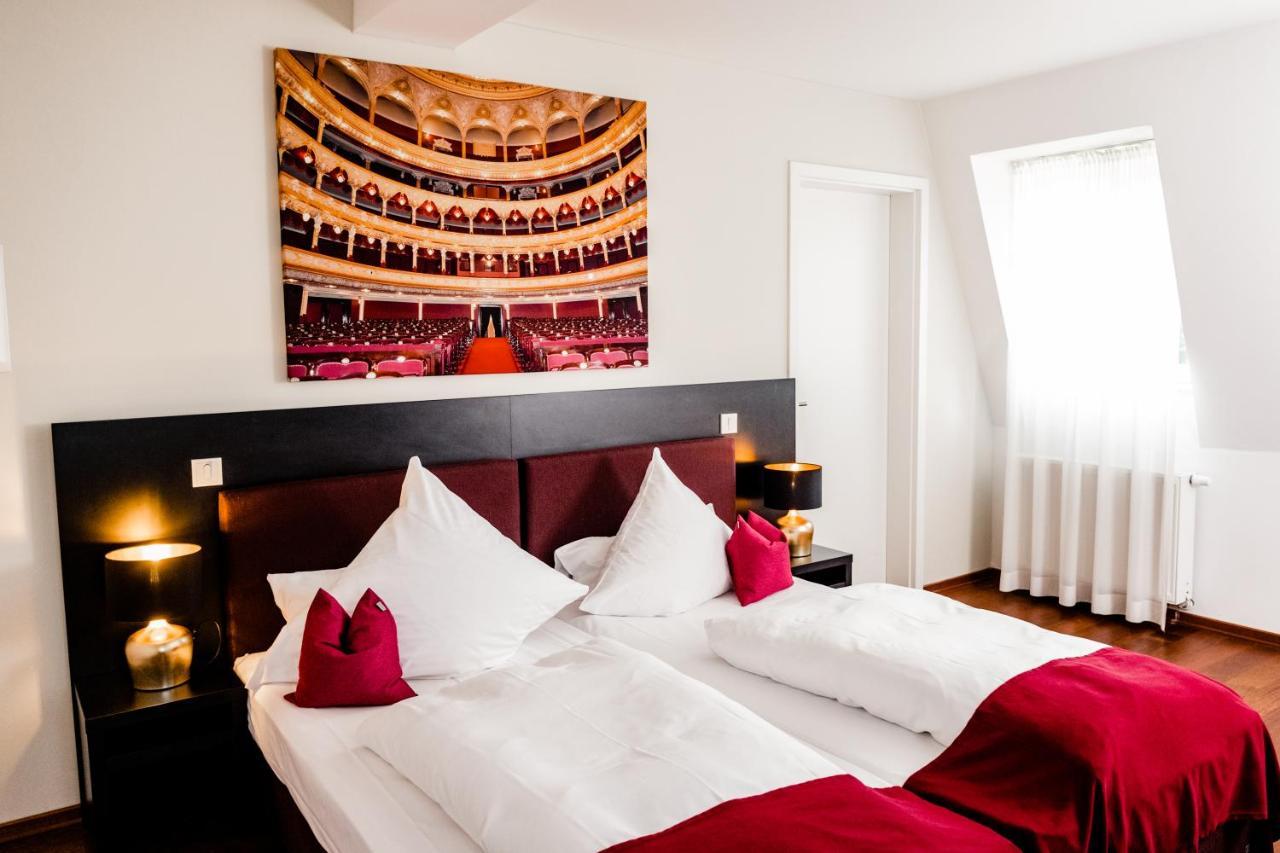 Hotel Gut Landscheid Burscheid Buitenkant foto